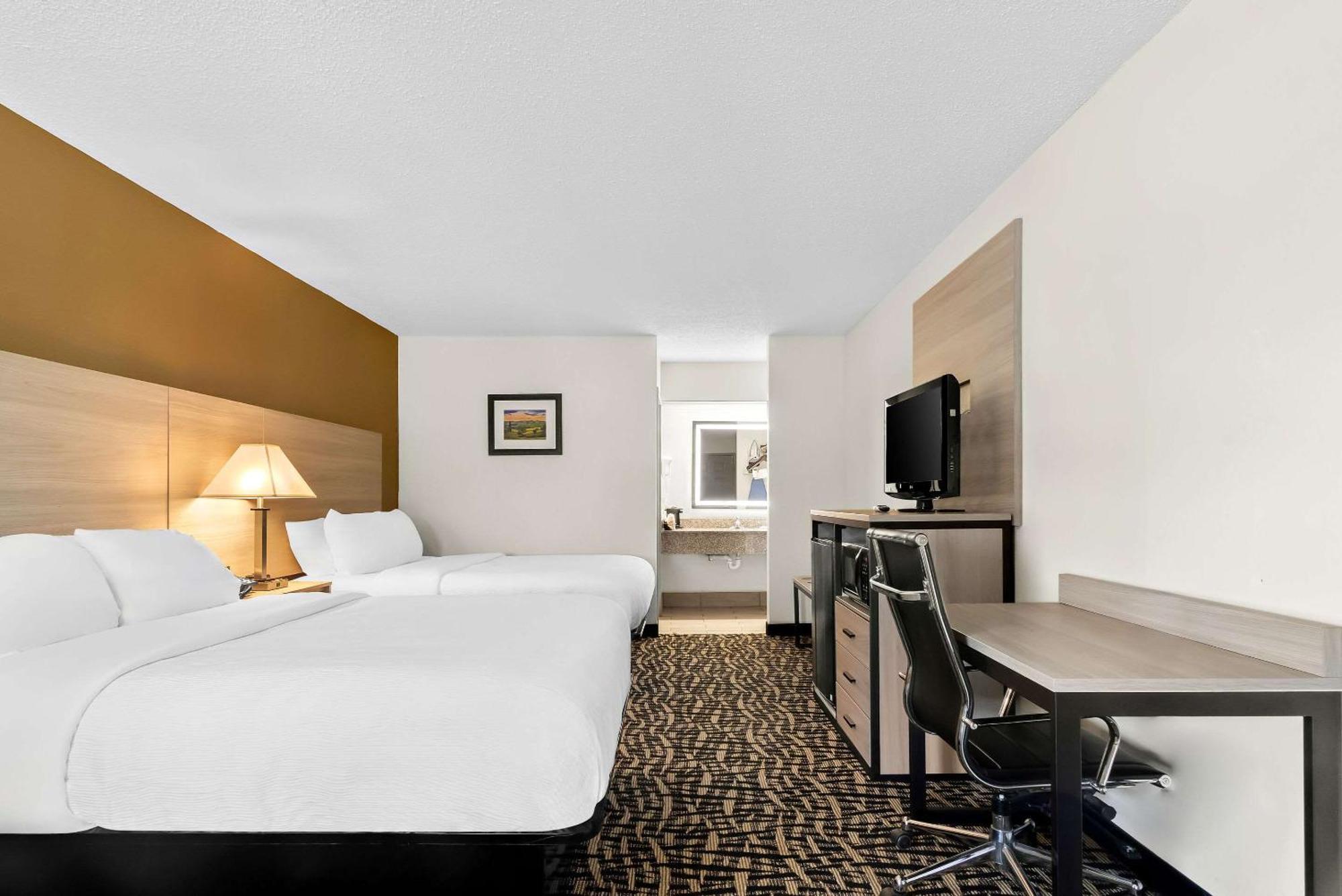 Quality Inn Russellville Экстерьер фото